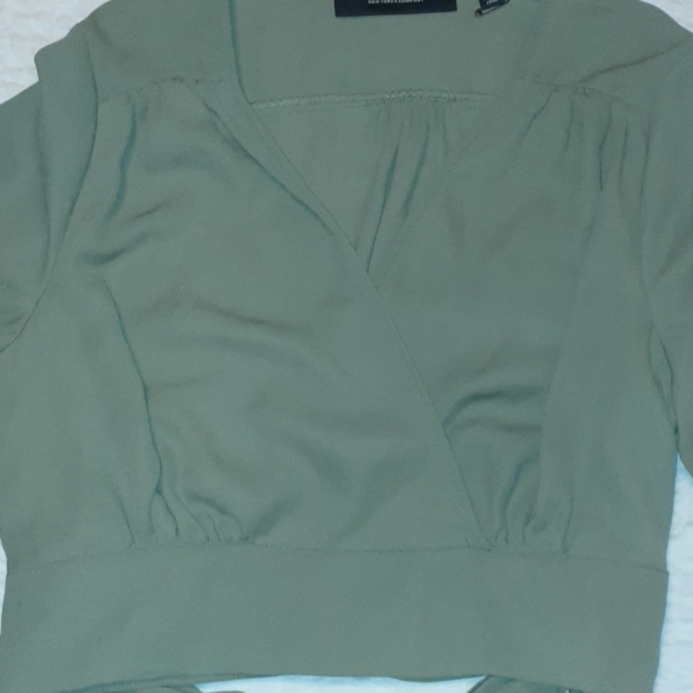 Green Gabrielle Union  shirt